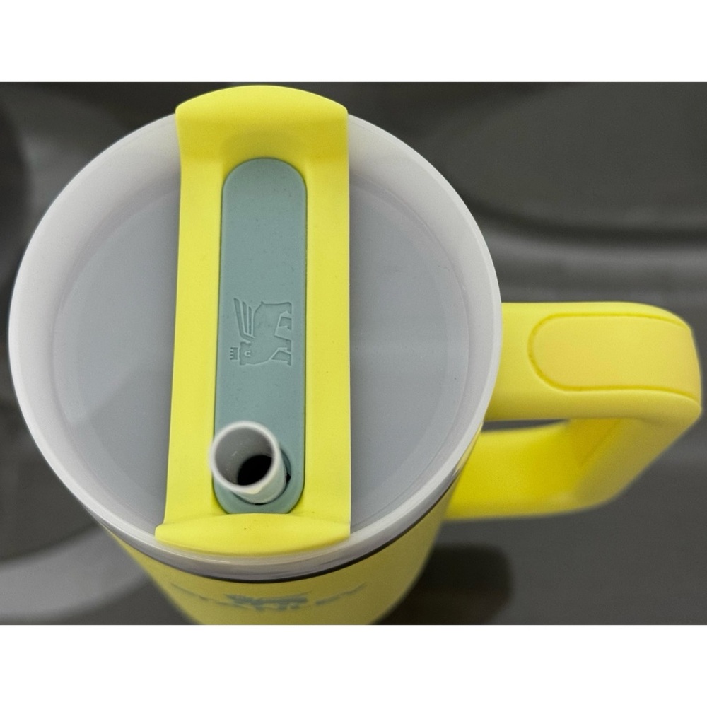 Stanley Quencher H2.0 FlowState Tumbler 30oz, POMELO YELLOW - Picture 3 of 4